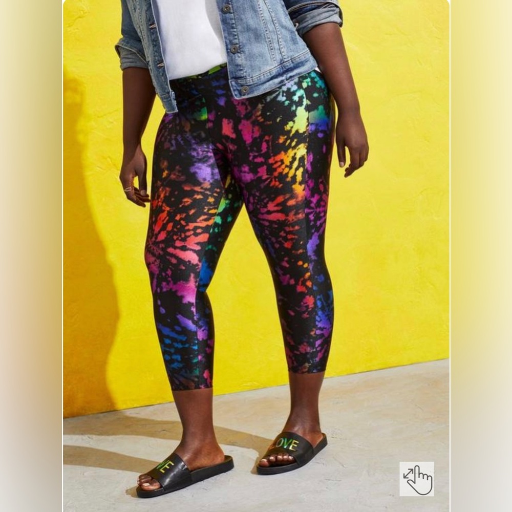 Crop Signature Waist Liquid Legging